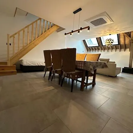 Апартаменты Du Fenil *